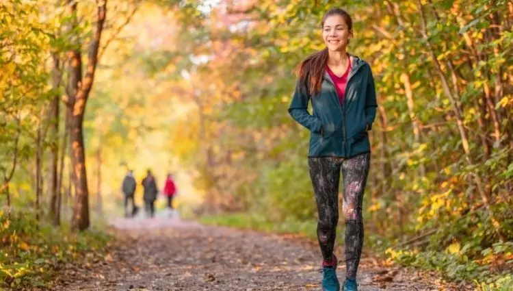 Would you like to try walking to reduce belly fat? Here's how it works