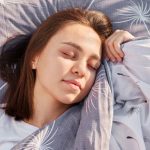 8 tips to prevent hair loss while sleeping