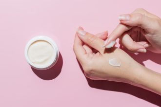 Hand cream for women: do's and don'ts when buying the right one