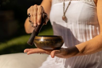 Tibetan singing bowls can help prevent mental health problems