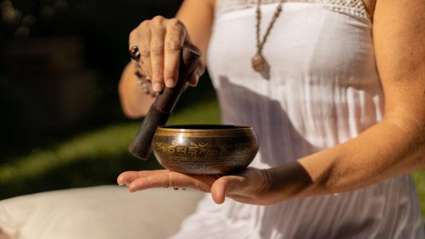 Tibetan singing bowls can help prevent mental health problems