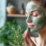 9 herbs that instantly cure acne and age spots