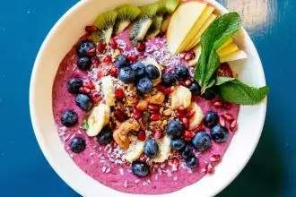 What is açaí? And are açaí berries really healthy?