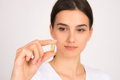 Vitamin E capsules for the face: benefits and instructions for use