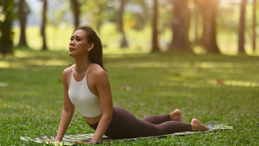 6 Amazing Benefits of Bujangasana and How to Include Cobra Poses in Your Yoga Routine