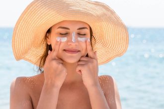 Say goodbye to the greasy pores of sunscreen of oily skin: What you need here is what you need.