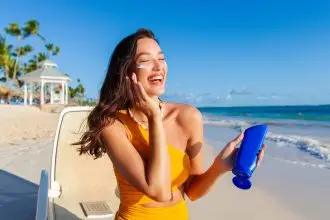 Best SPF 30 Sunscreen: Top 8 Picks for Daily UV Protection This Summer