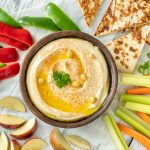 13 protein-rich snacks to suppress hunger during meals