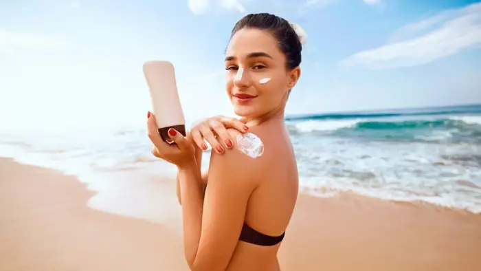 8 High Performance SPF 70 Sunscreen and Sunscreen to Prevent Sunburn