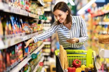 15 Low-cost Foods Packing Nutrition Punch