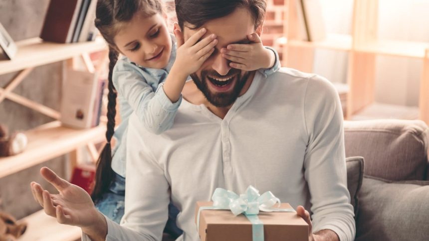 10 Last-minute Father's Day Gifts to Support Dad's Health and Fitness