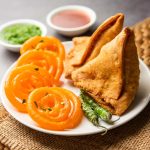 How many calories do Samosas and Jalebis really have? Find out what India's Ministry of Health is seeking "oil and sugar plates"