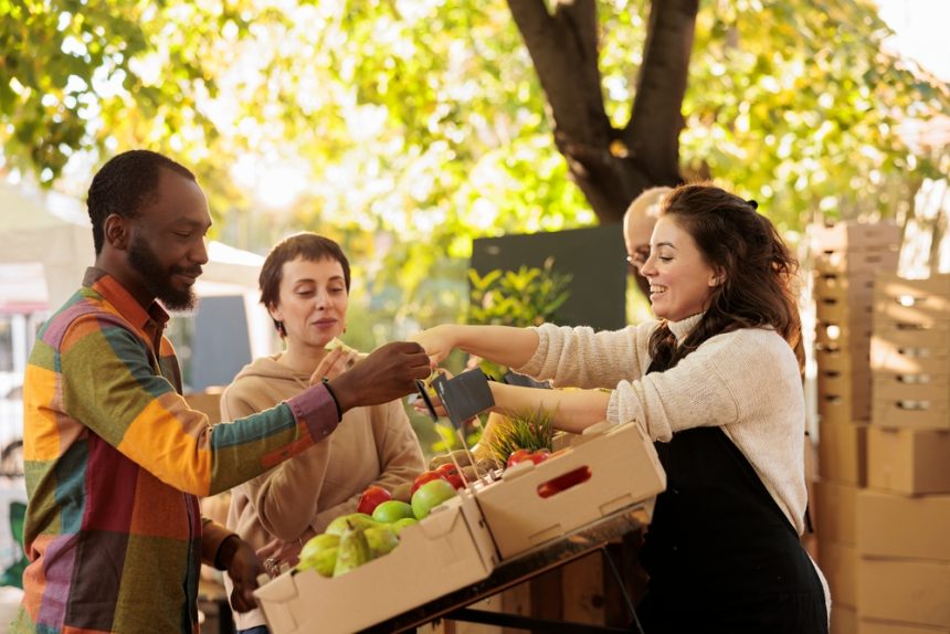 14th Fall Farmers Market has discovered that it supports its health