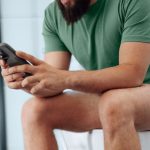 Taking Your Phone With You to Poop Could Raise Hemorrhoid Risk